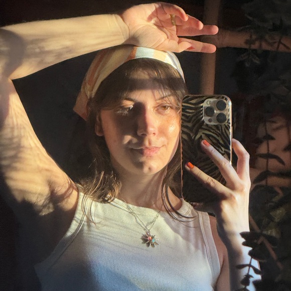 clairesarge16